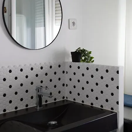 Sleep In Montpellier, Albert, Centre, Gare, 4 Ch, Tram L1, 2, 3 & 4 Montpellier