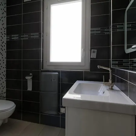 Appartamento Sleep In Montpellier, Albert, Centre, Gare, 4 Ch, Tram L1, 2, 3 & 4 Montpellier