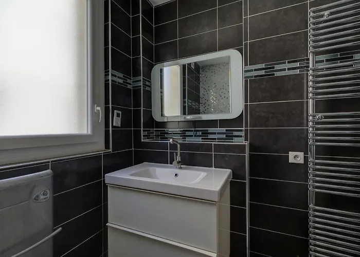 Sleep In Montpellier, Albert, Centre, Gare, 4 Ch, Tram L1, 2, 3&4 * Montpellier