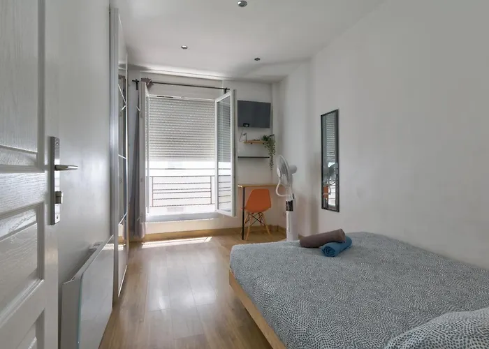 Appartement Sleep In Montpellier, Albert, Centre, Gare, 4 Ch, Tram L1, 2, 3&4 Montpellier